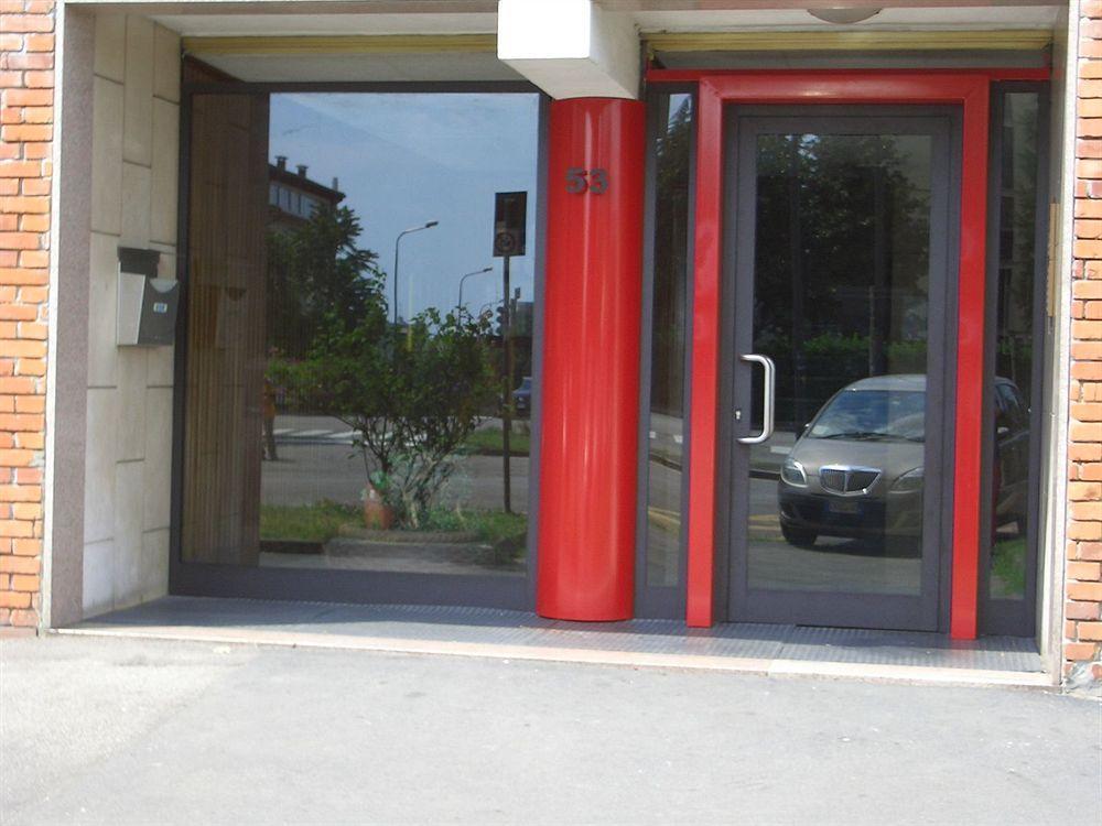 B&B Parco Lambro Milan Bagian luar foto