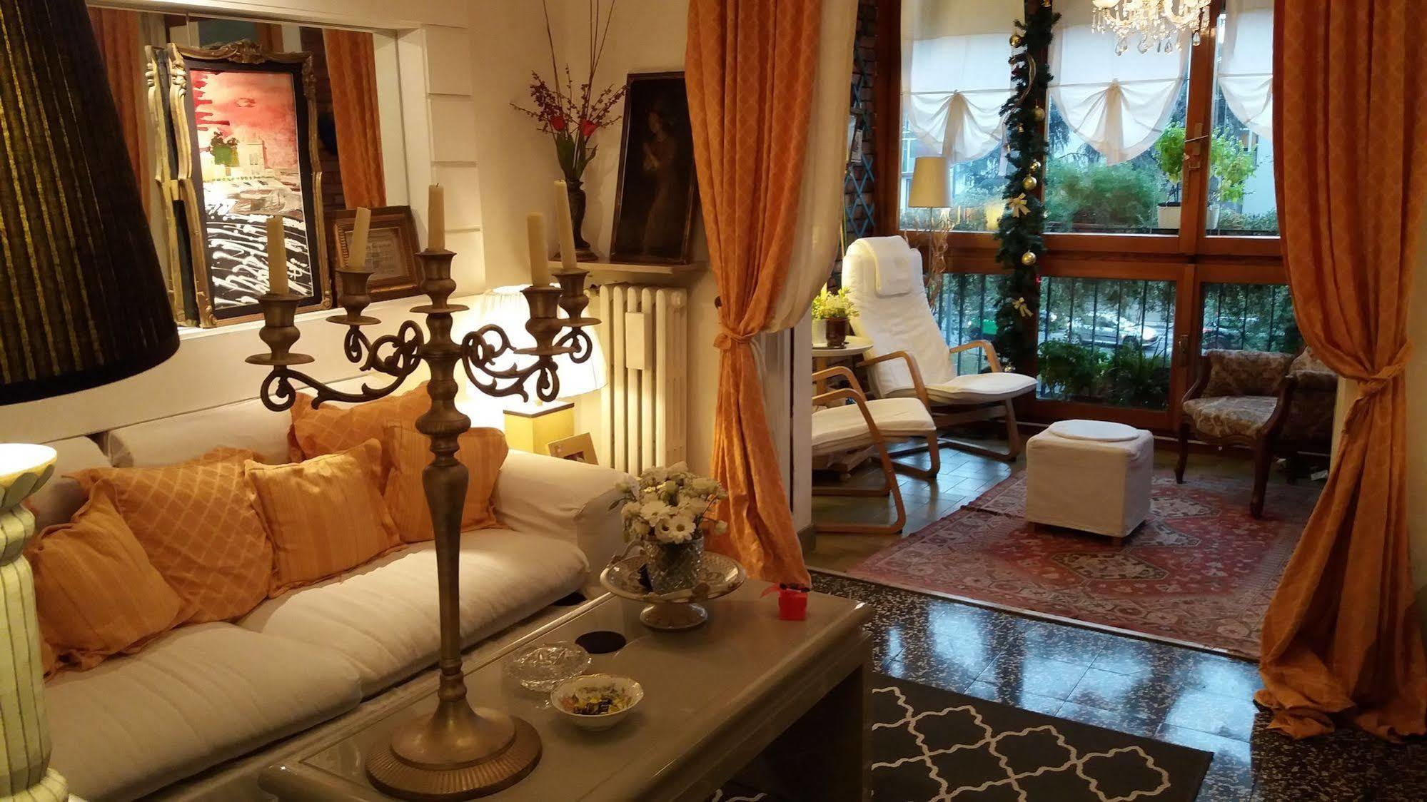 B&B Parco Lambro Milan Bagian luar foto