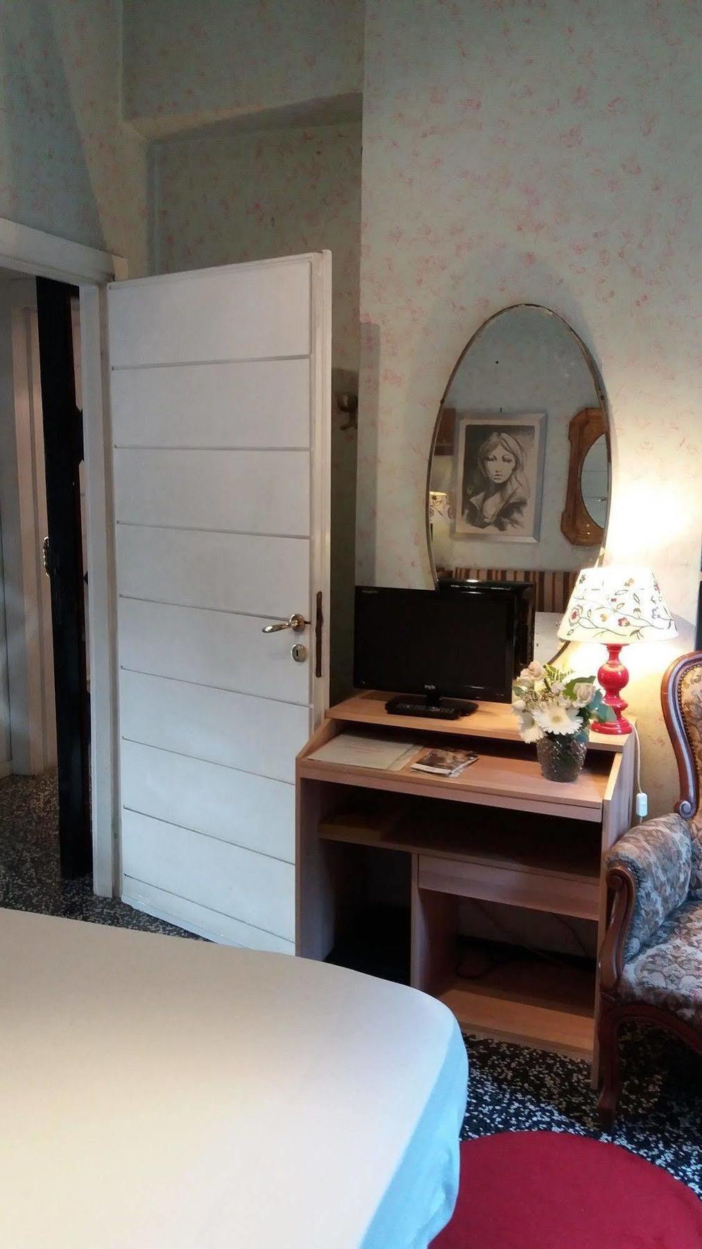 B&B Parco Lambro Milan Bagian luar foto